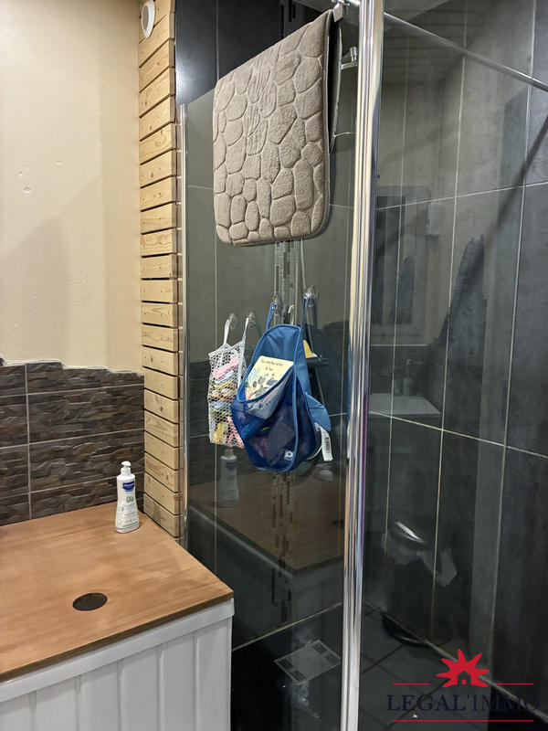 Maison - 83 m² - 5 pièces