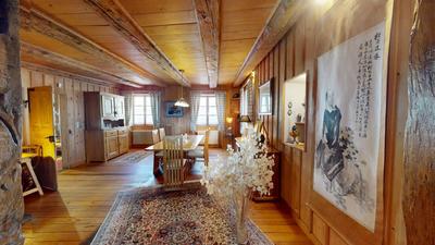 Maison - 243 m² - 6 pièces