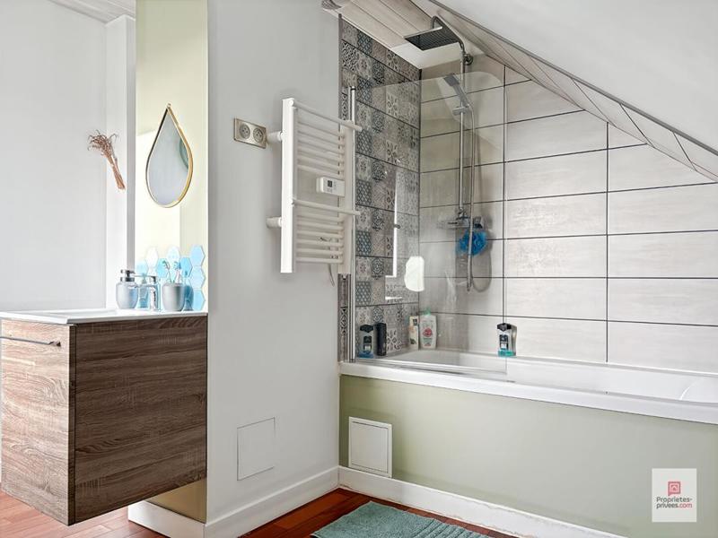 Maison - 165 m² - 7 pièces