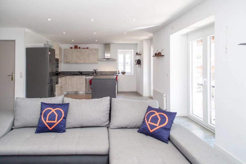 Appartement - 100 m² - 4 pièces