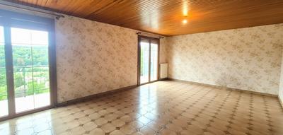 Maison traditionnelle - 180 m² - 8 pièces