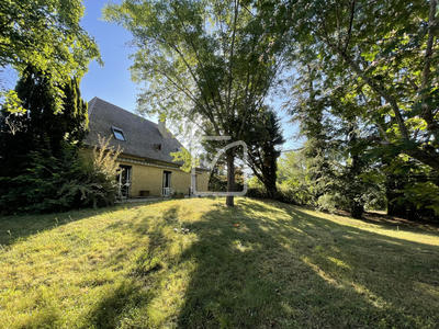 Maison - 160 m² - 8 pièces