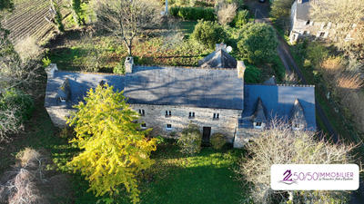 Maison ancienne - 250 m² - 9 pièces