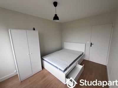 Chambre - 9 m² - 1 pièce