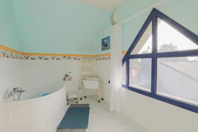 Maison - 206 m² - 5 pièces