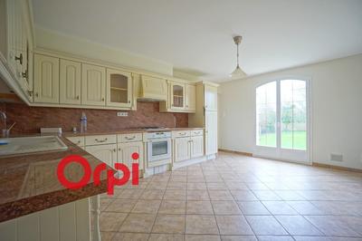 Maison - 248 m² - 5 pièces