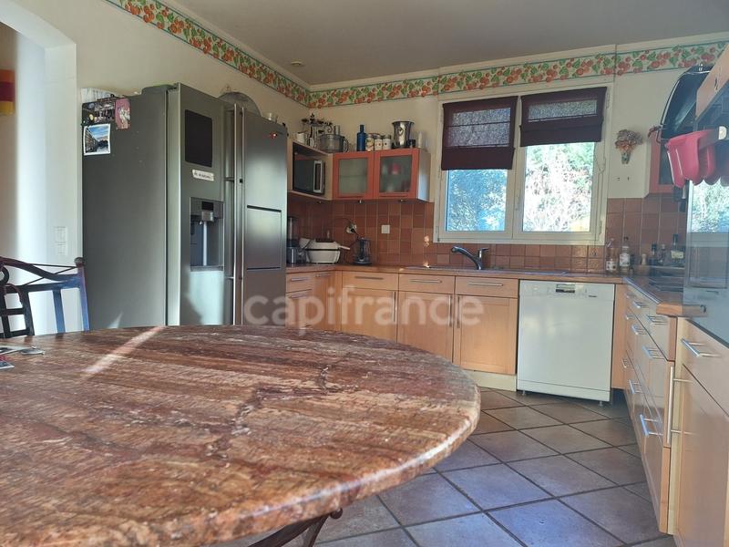 Maison - 192 m² - 7 pièces