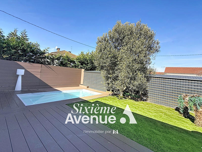 Maison - 105 m² - 4 pièces