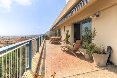 Appartement - 83 m² - 3 pièces