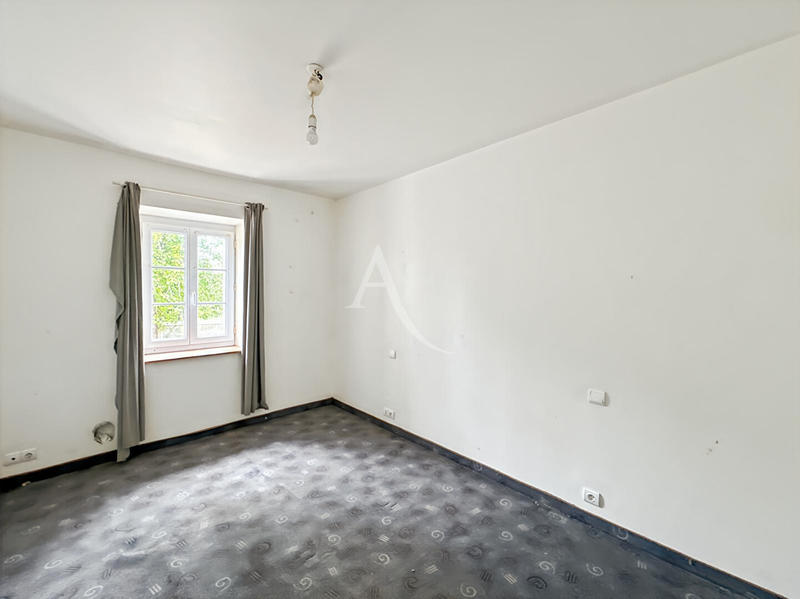 Maison - 97 m² - 5 pièces