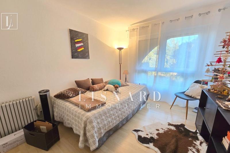 Appartement - 79 m² - 4 pièces
