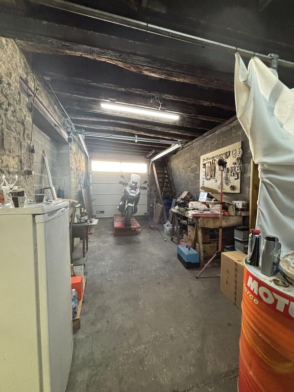 Fonds de commerce - 300 m²