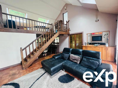 Maison - 153 m² - 7 pièces