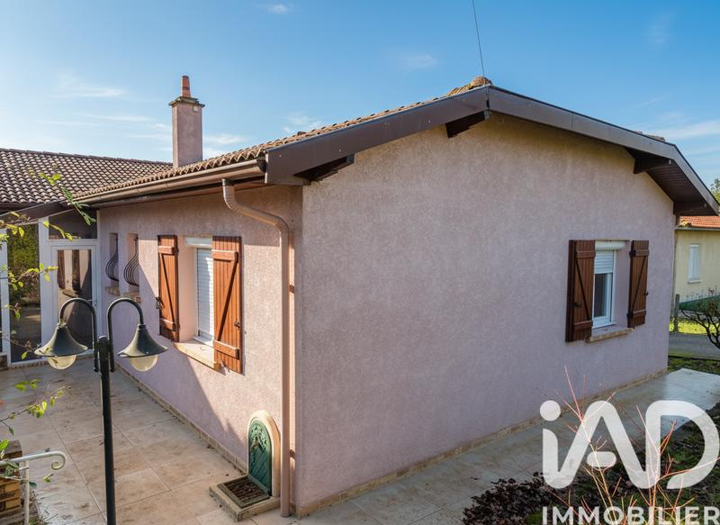 Maison - 204 m² - 6 pièces