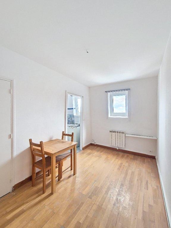 Studio - 16 m² - 1 pièce