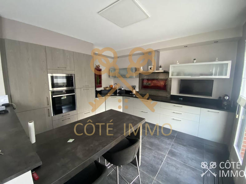 Maison - 111 m² - 5 pièces