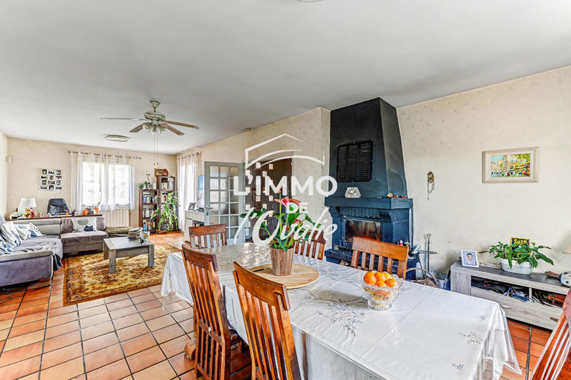 Maison - 211 m² - 7 pièces