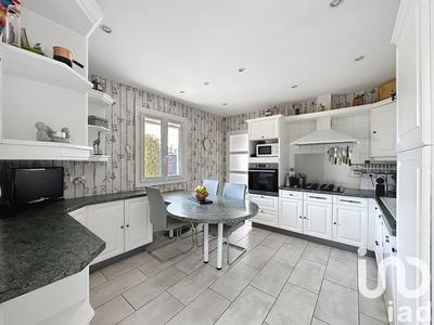 Maison - 140 m² - 6 pièces