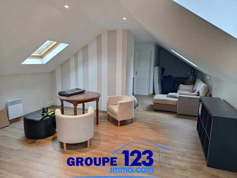 Maison - 184 m² - 7 pièces