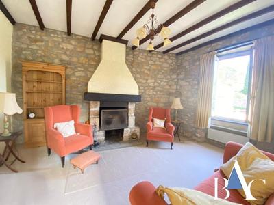 Maison de village - 88 m² - 5 pièces