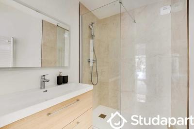 Appartement - 97 m² - 3 pièces