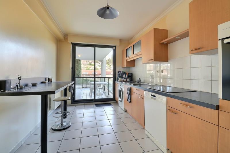 Appartement - 86 m² - 3 pièces