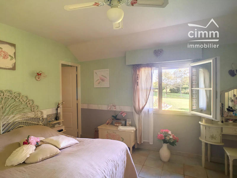 Maison - 365 m² - 15 pièces