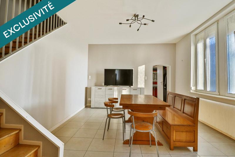 Maison - 95 m² - 5 pièces