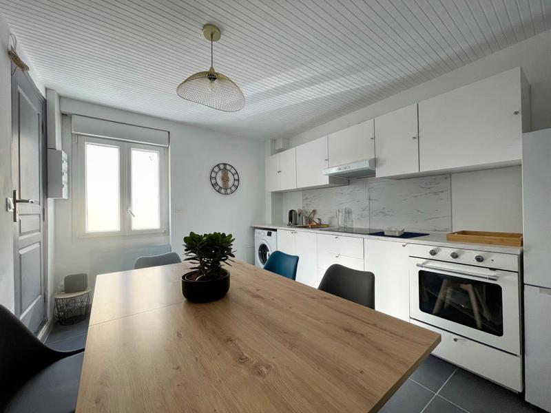 Immeuble - 152 m² - 7 pièces