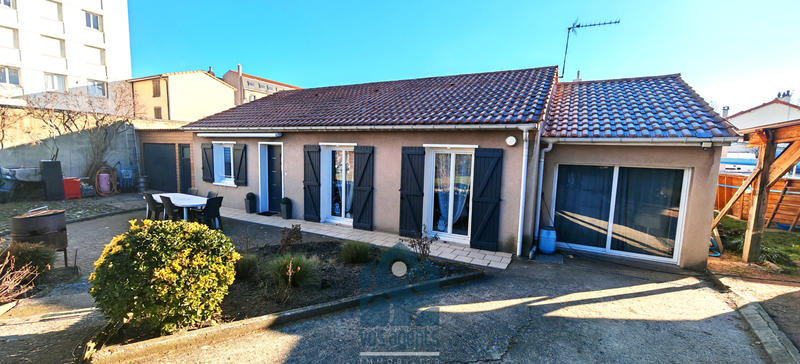Maison - 105 m² - 5 pièces