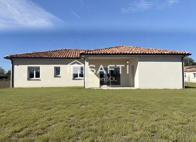 Maison - 115 m² - 6 pièces