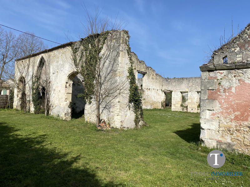 Maison - 530 m² - 10 pièces