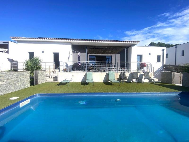 Villa - 122 m² - 6 pièces