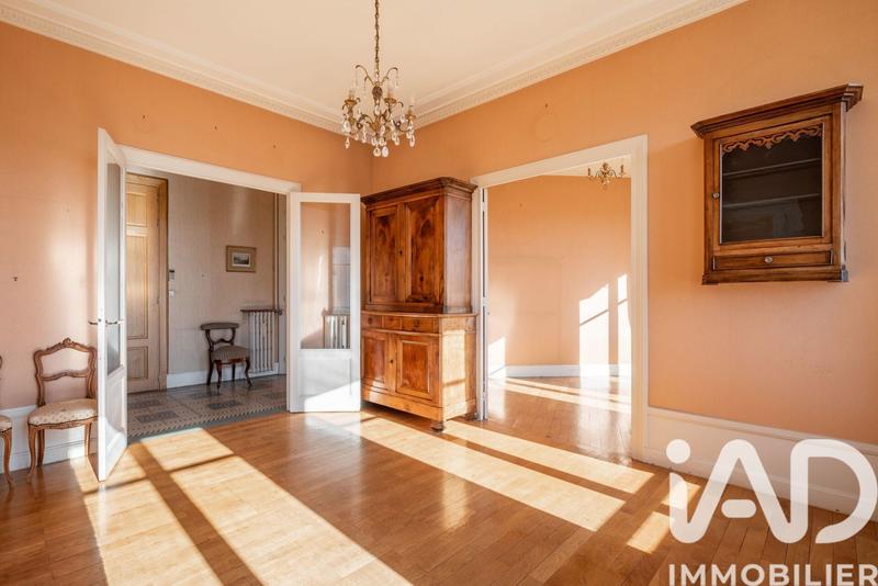 Appartement - 127 m² - 5 pièces