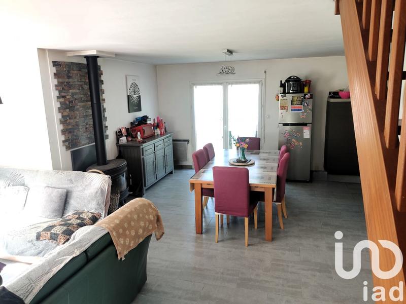 Maison - 90 m² - 5 pièces