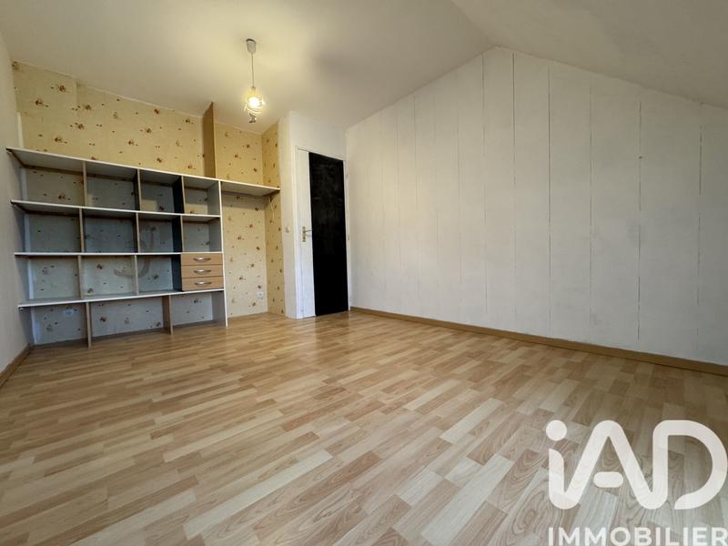 Maison - 197 m² - 9 pièces