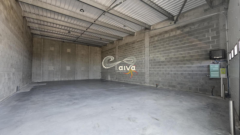Local d'activités - 177 m² - 1 pièce