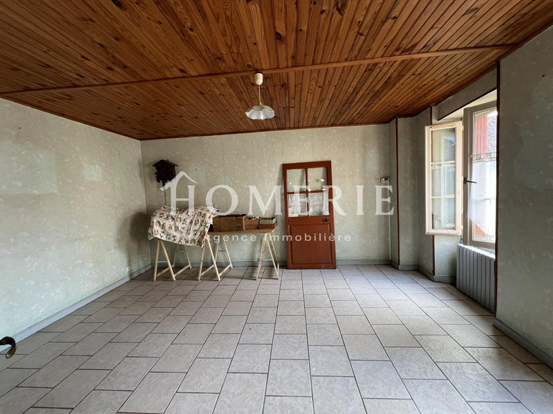 Maison de village - 253 m² - 10 pièces