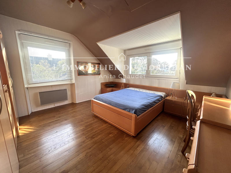 Maison - 184 m² - 10 pièces