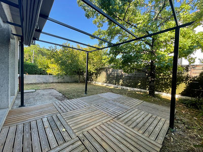 Maison - 98 m² - 4 pièces