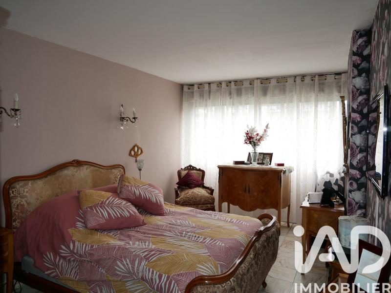 Appartement - 119 m² - 6 pièces