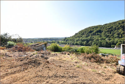 Terrain constructible - 740 m²