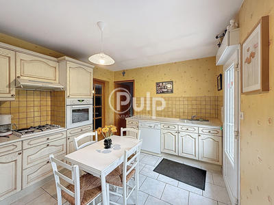 Maison - 131 m² - 7 pièces