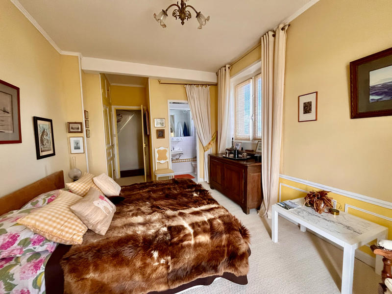 Appartement - 139 m² - 5 pièces