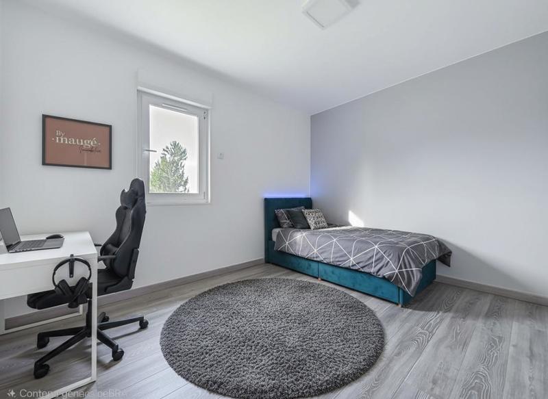 Maison - 211 m² - 6 pièces