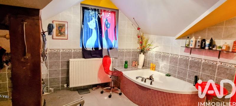 Maison - 260 m² - 7 pièces