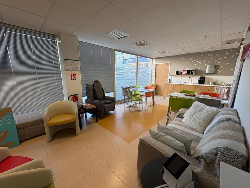 Local commercial - 237 m²