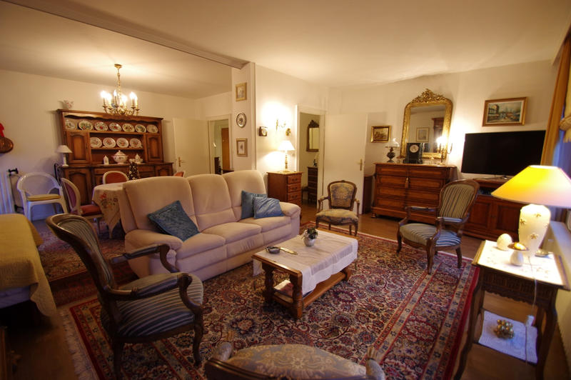 Appartement - 95 m² - 4 pièces