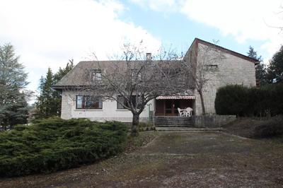 Maison - 272 m² - 11 pièces