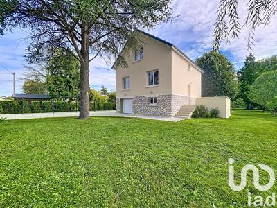 Maison - 122 m² - 5 pièces